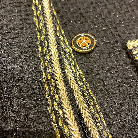 Black Chanel style jacket with gold trim - Picture 4 of 8